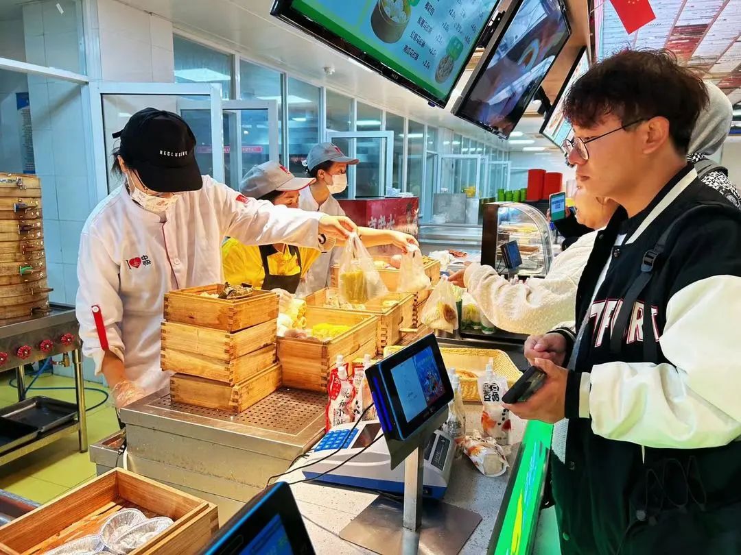 1675755419946725.jpg 640 (32).jpg