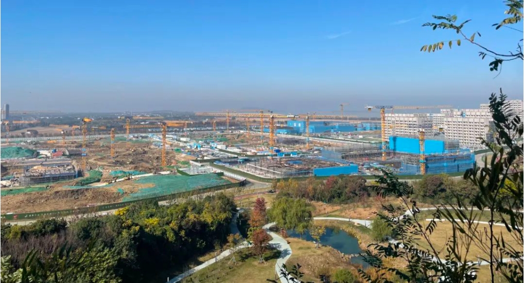 1702256997695160.png 南京大學(xué)蘇州校區(qū).png