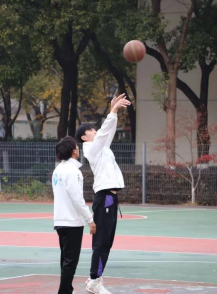 1705910888519788.jpg 蘇職大的“早C晚A”的生活15.jpg