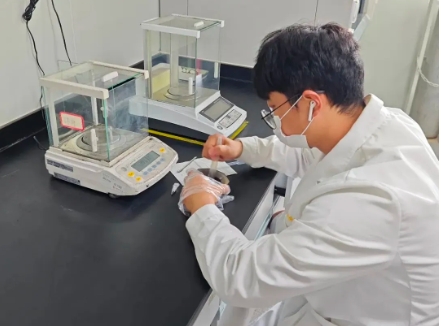 江蘇理工學院 成長四鏡：照見青春的光譜5.png